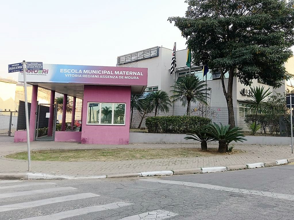 Mais escolas recebem reforma geral da Prefeitura