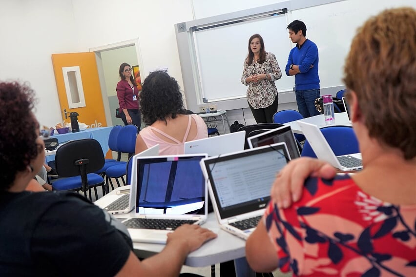  Profissionais do AEE passaram por formação sobre educação tecnológica 