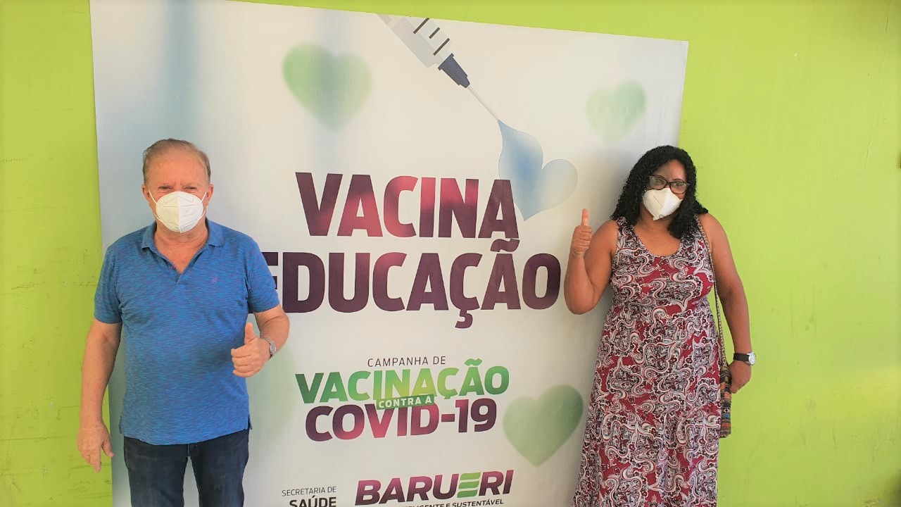 Final de semana emocionante para professores que tomaram primeira dose da vacina