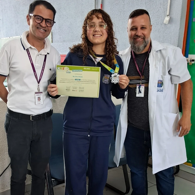 EMEF Aristides alcança desempenho histórico em olimpíadas nacionais do conhecimento
