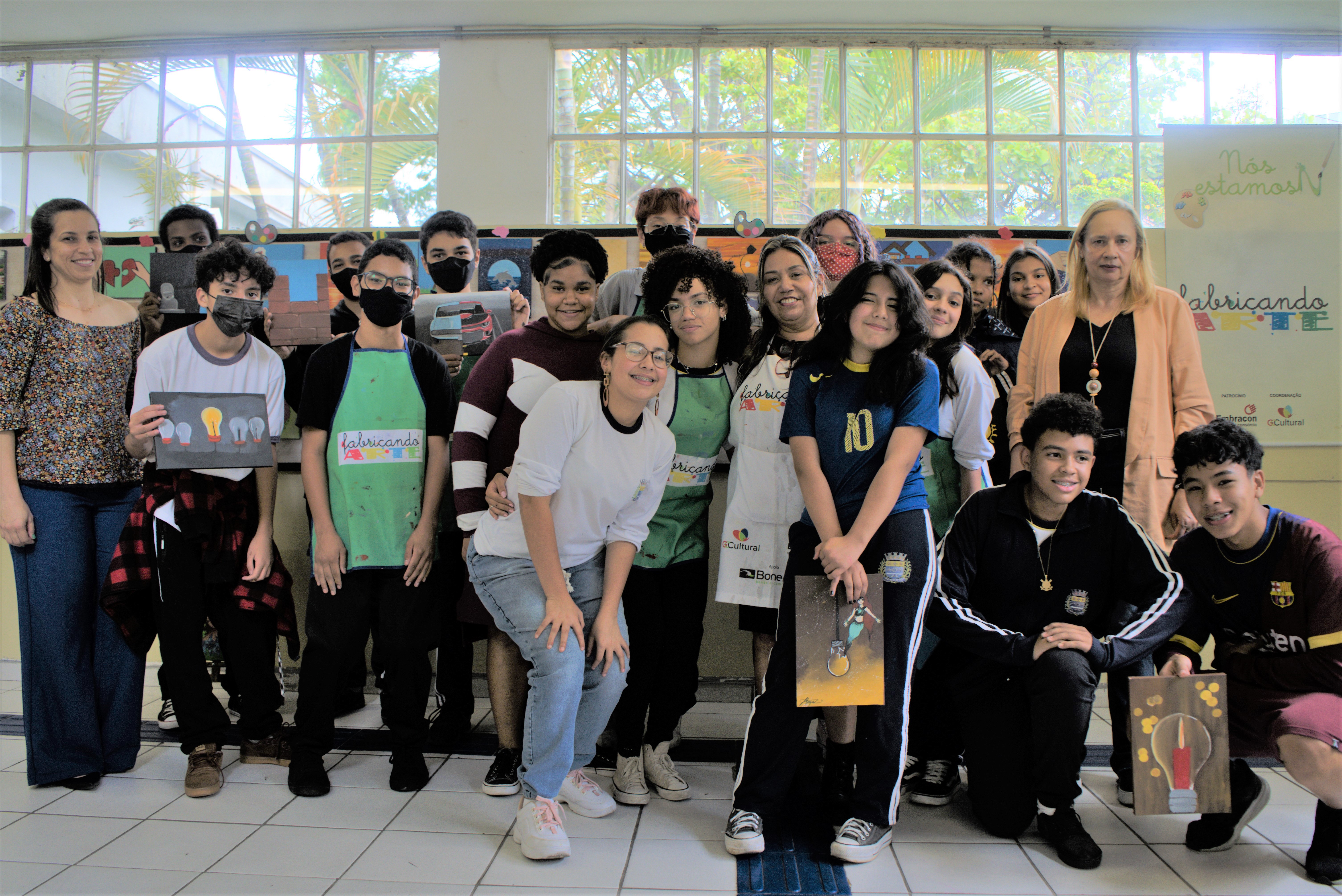 Alunos da Emef Agenor Lino de Matos participam do projeto Fabricando Arte