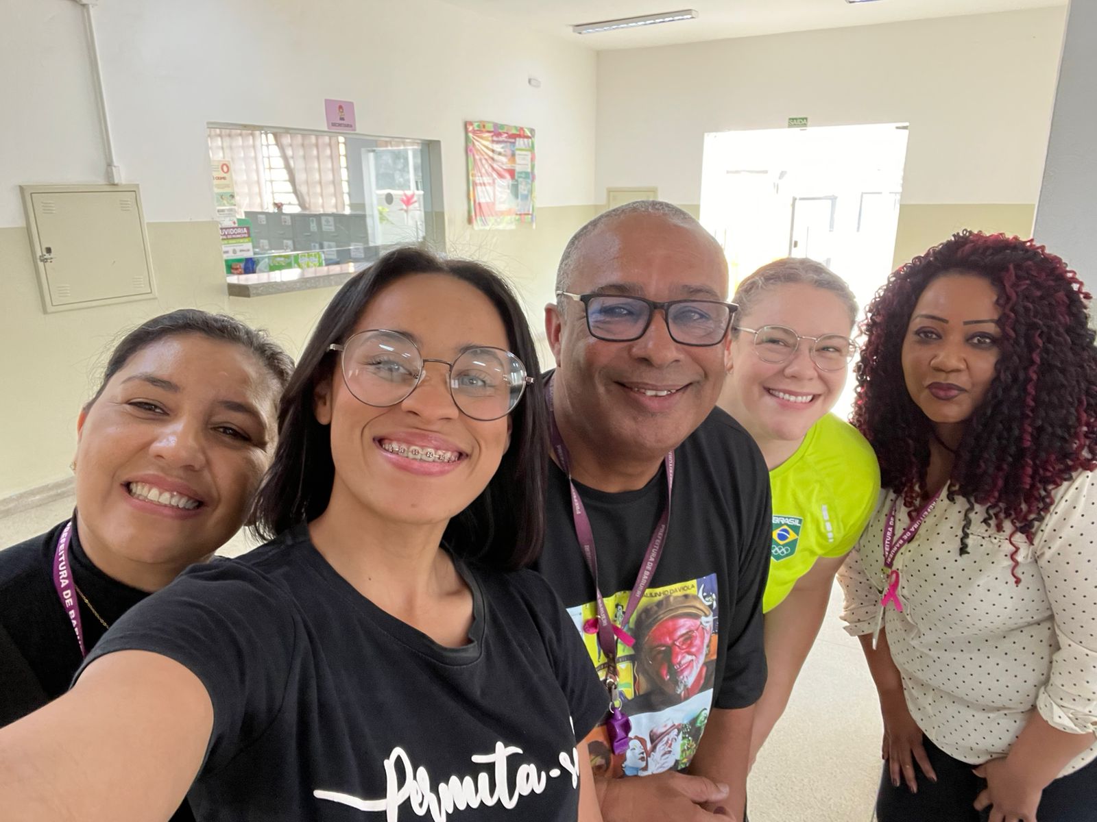 Alunos da EMEF João Tibúrcio sentem o “peso da vitória” com a visita e as medalhas da campeã olímpica Sarah Nikitin