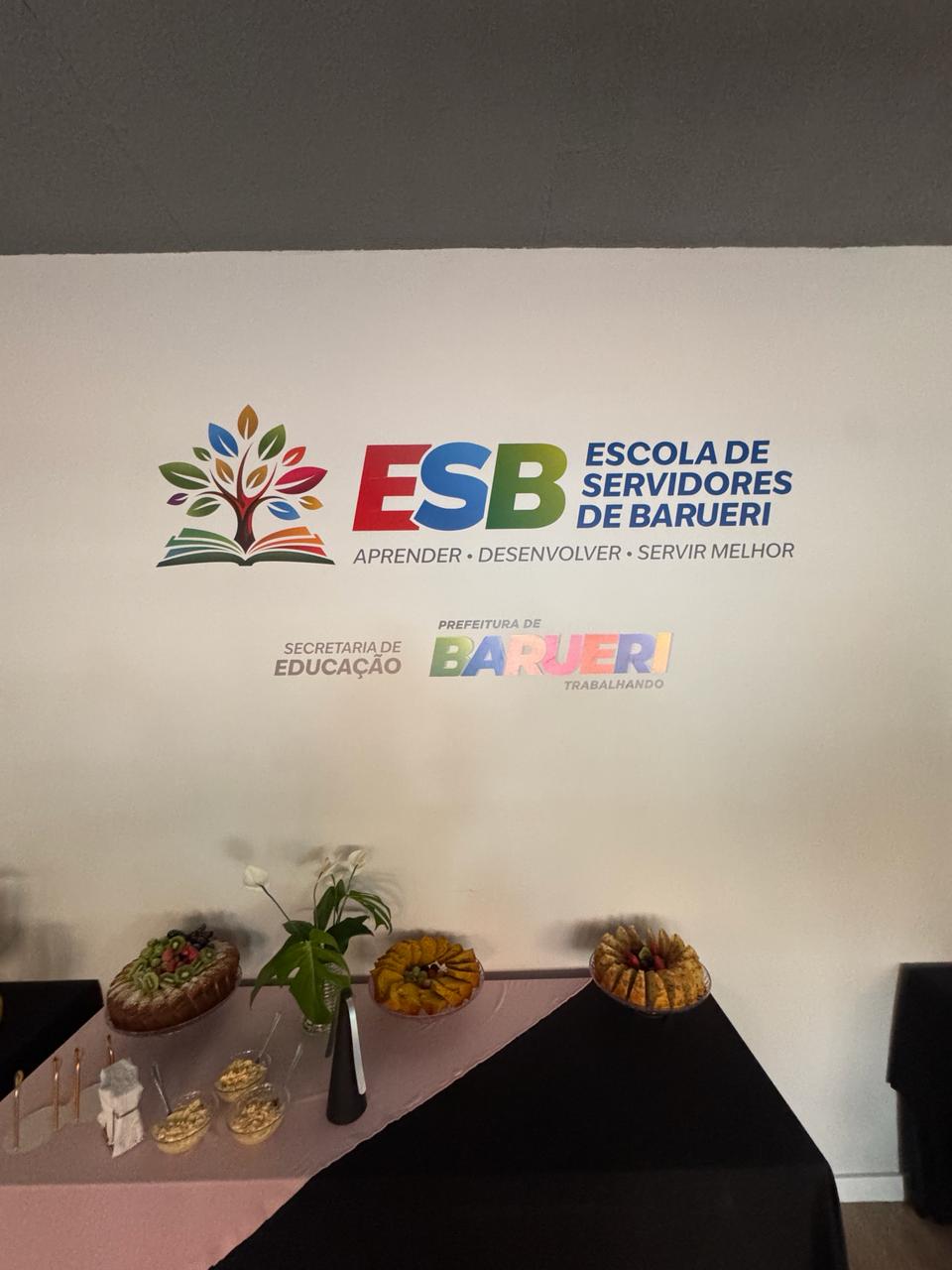 Barueri amplia investimento na educação com criação da Escola dos Servidores